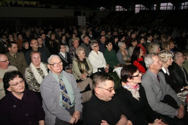 Patriotyczne śpiewanie (dużo zdjęć)