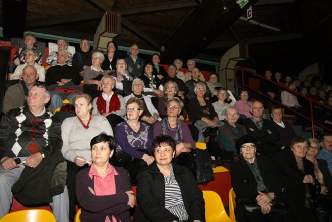 Patriotyczne śpiewanie (dużo zdjęć)