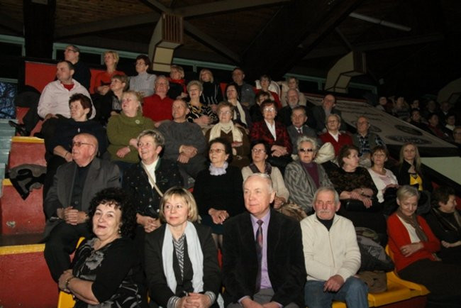 Patriotyczne śpiewanie (dużo zdjęć)