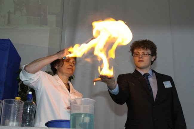 Uczniowie na katedrze (zdjęcia)