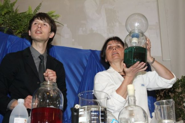 Uczniowie na katedrze (zdjęcia)