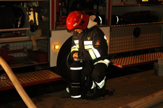 Pożar pawilonu handlowego w Lesznie. Nawet milion złotych strat (zdjęcia)