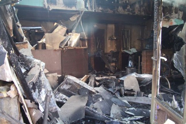 Po pawilonie zostały zgliszcza (zdjęcia)