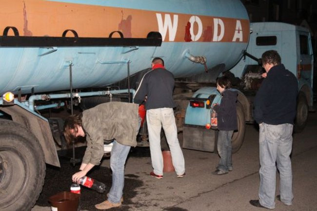 Zabrakło wody w Lesznie (zdjęcia)