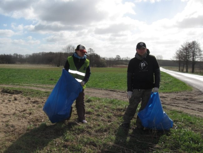 Wiosenne sprzątanie Brenna (zdjęcia)