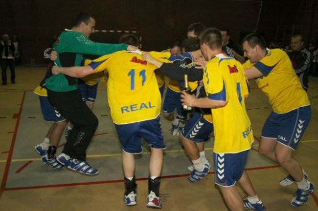 Mamy pierwszą ligę! (zdjęcia)