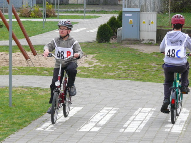 Bezpieczni na drodze (zdjęcia)