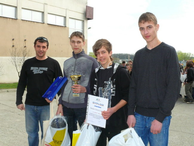 Bezpieczni na drodze (zdjęcia)