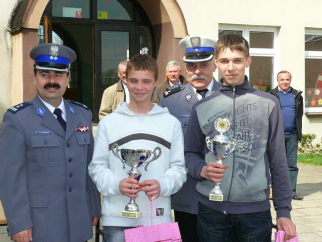 Bezpieczni na drodze (zdjęcia)