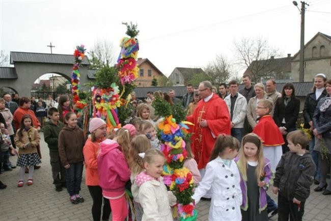Święcenie palm w parafii w Kaczkowie (zdjęcia)