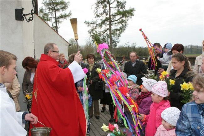 Święcenie palm w parafii w Kaczkowie (zdjęcia)