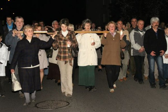 Idąc wspominali Jana Pawła II (zdjęcia)