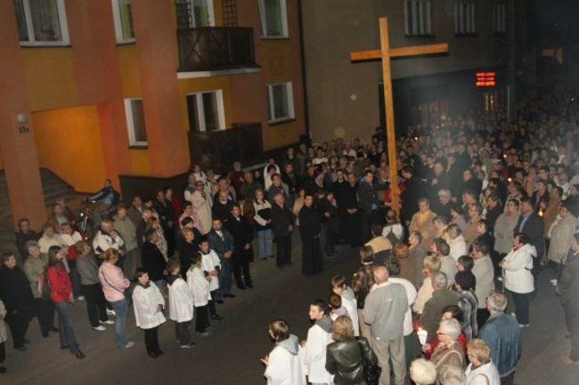 Idąc wspominali Jana Pawła II (zdjęcia)