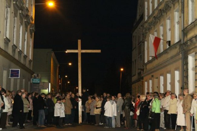 Idąc wspominali Jana Pawła II (zdjęcia)