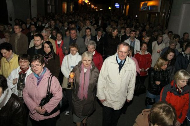 Idąc wspominali Jana Pawła II (zdjęcia)