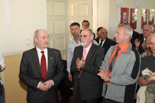 Szczegóły dramatycznego lotu tupolewa (zdjęcia)