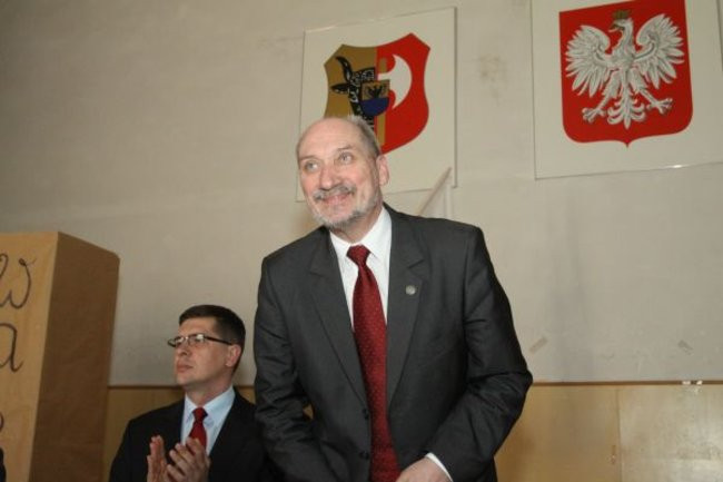 Szczegóły dramatycznego lotu tupolewa (zdjęcia)