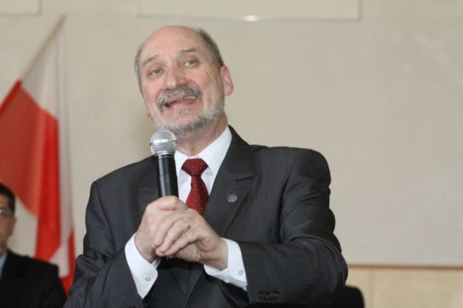 Szczegóły dramatycznego lotu tupolewa (zdjęcia)