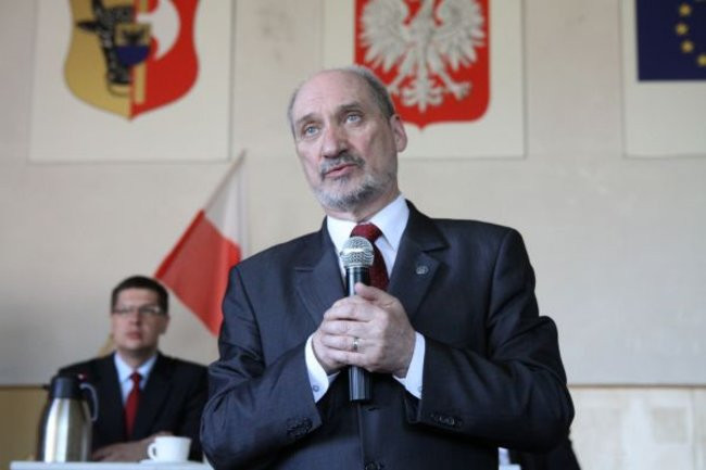 Szczegóły dramatycznego lotu tupolewa (zdjęcia)