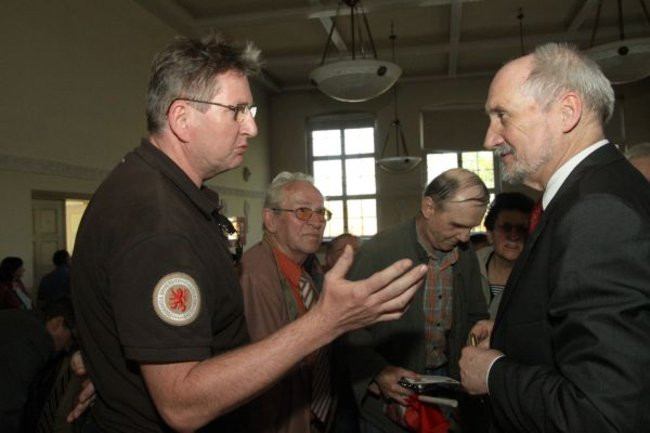 Szczegóły dramatycznego lotu tupolewa (zdjęcia)