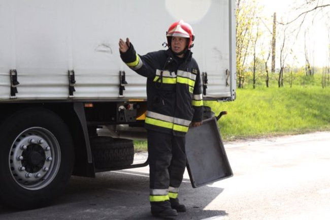 Z tira wyciekł olej  (zdjęcia)