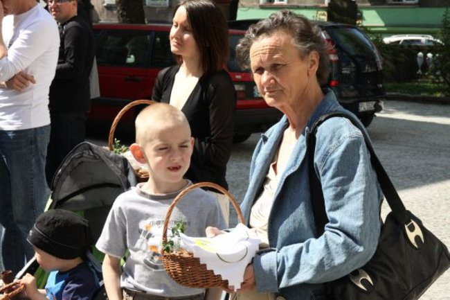 Wielka Sobota - święcimy potrawy na wielkanocy stół (zdjęcia)