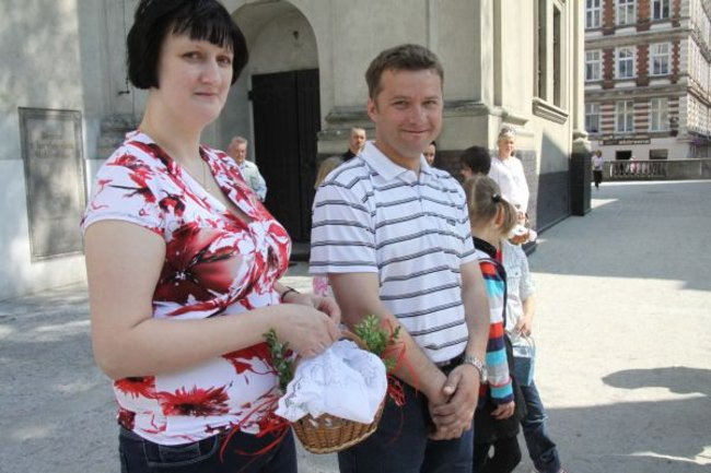 Wielka Sobota - święcimy potrawy na wielkanocy stół (zdjęcia)