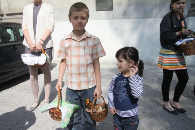 Wielka Sobota - święcimy potrawy na wielkanocy stół (zdjęcia)