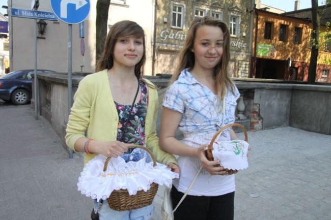 Wielka Sobota - święcimy potrawy na wielkanocy stół (zdjęcia)