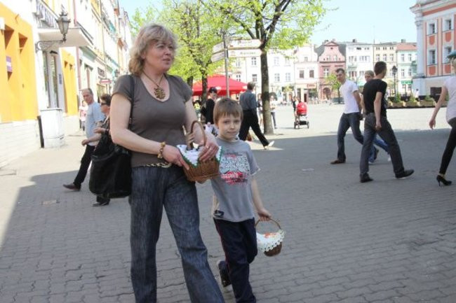 Wielka Sobota - święcimy potrawy na wielkanocy stół (zdjęcia)