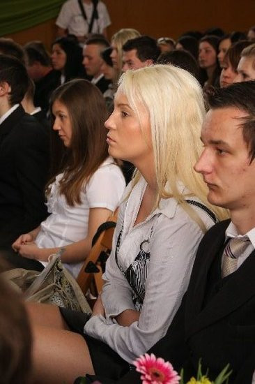 Pożegnanie trzecioklasistów w LO nr 4 (zdjęcia)