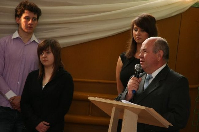 Pożegnanie trzecioklasistów w LO nr 4 (zdjęcia)