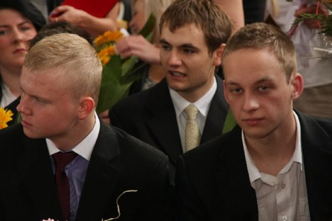 Pożegnanie trzecioklasistów w LO nr 4 (zdjęcia)