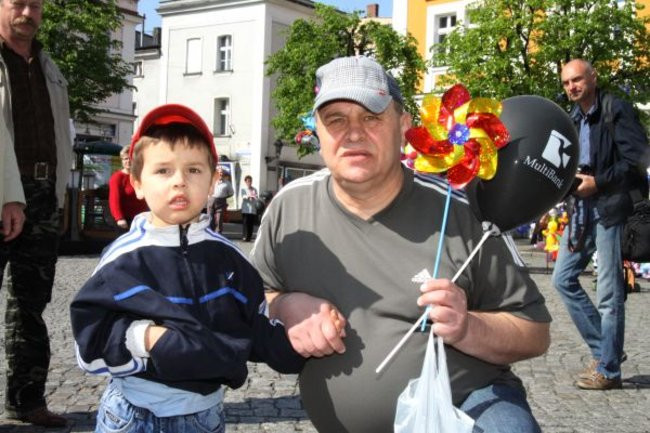 Bruk Starówki wyszlifowany (zdjęcia)