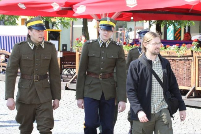 Bruk Starówki wyszlifowany (zdjęcia)