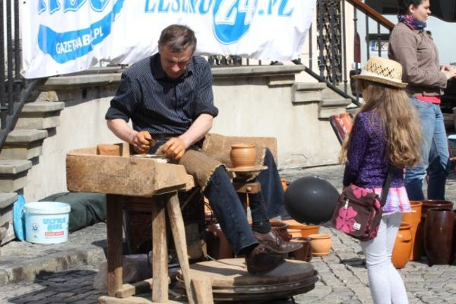 Bruk Starówki wyszlifowany (zdjęcia)