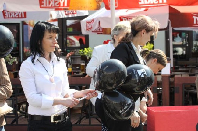 Bruk Starówki wyszlifowany (zdjęcia)