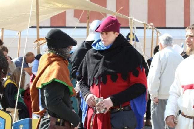 Bruk Starówki wyszlifowany (zdjęcia)