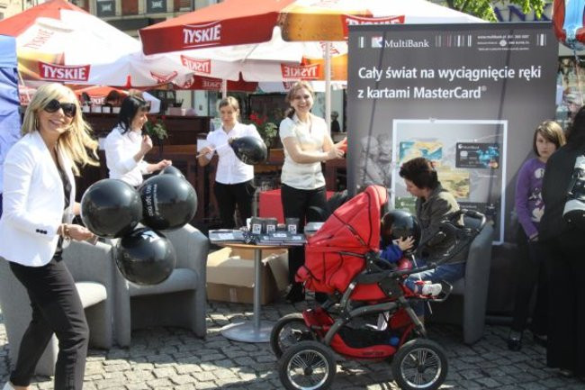 Bruk Starówki wyszlifowany (zdjęcia)