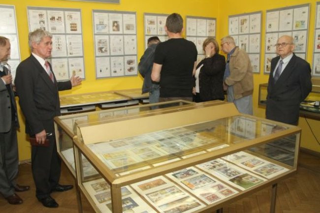 Papież na znaczkach (zdjęcia)