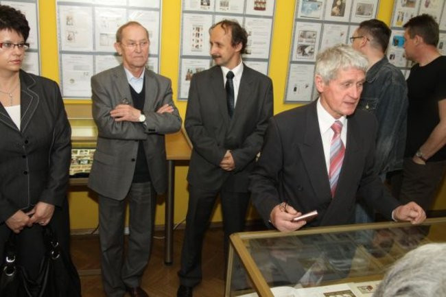 Papież na znaczkach (zdjęcia)