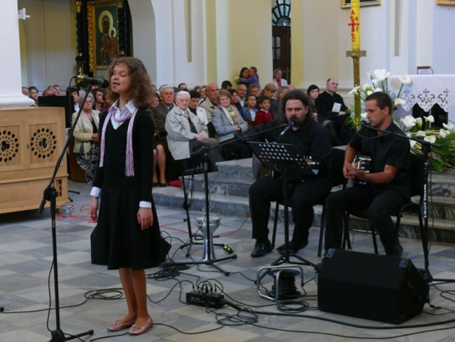 Koncert beatyfikacyjny w farze (zdjęcia)