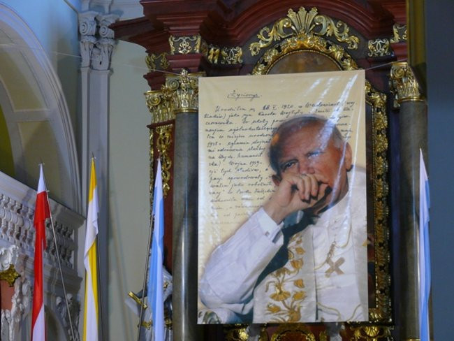 Koncert beatyfikacyjny w farze (zdjęcia)