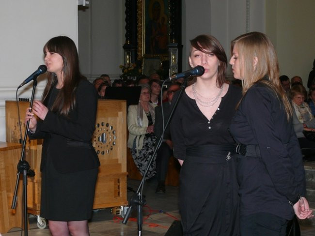 Koncert beatyfikacyjny w farze (zdjęcia)