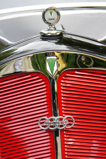 Zabytkowe pojazdy widać wszędzie (zdjęcia)