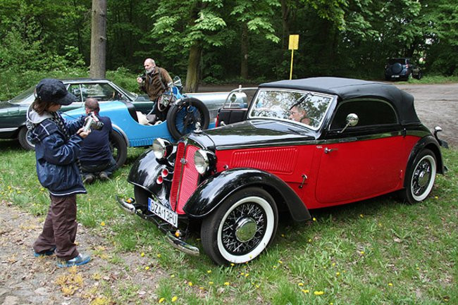 Zabytkowe pojazdy widać wszędzie (zdjęcia)