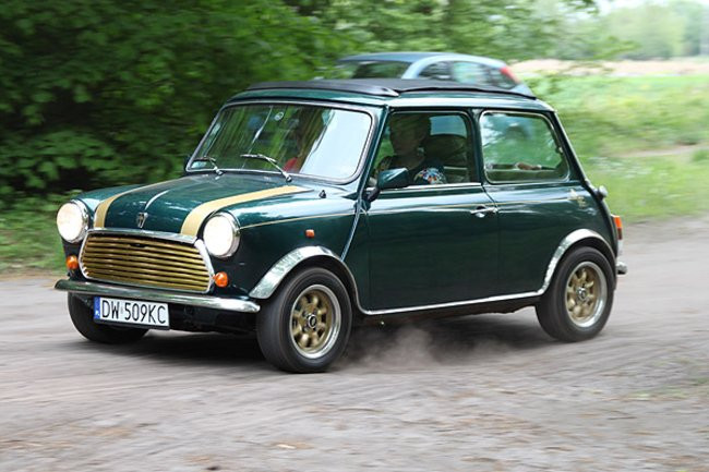 Zabytkowe pojazdy widać wszędzie (zdjęcia)