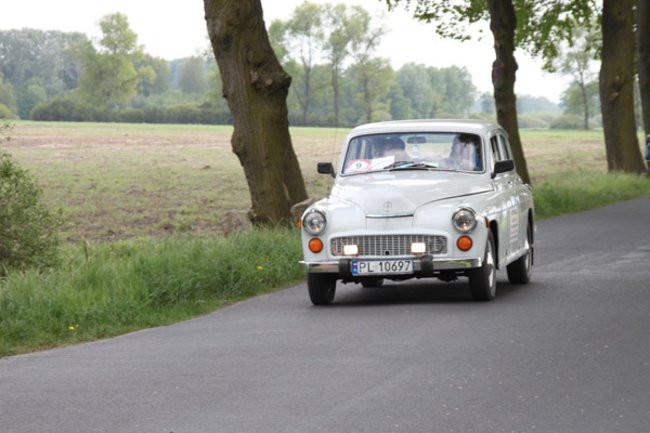 Zabytkowe pojazdy widać wszędzie (zdjęcia)