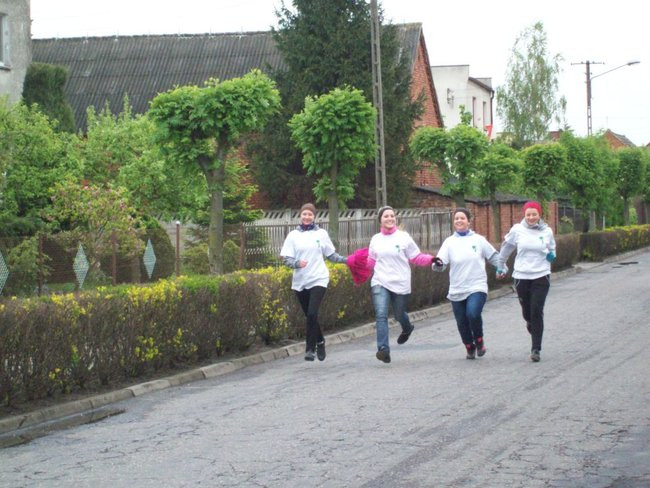 Biegli po uśmiech Karoliny (zdjęcia)