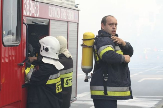 Spłonął supermarket Nomi w Lesznie (zdjęcia)